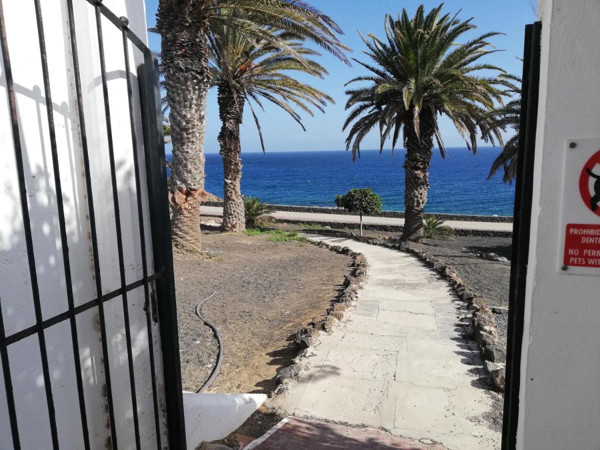 Apartamento Luca 05 En Playa Roca Costa Teguise Eksteriør bilde