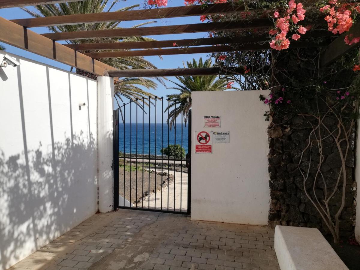 Apartamento Luca 05 En Playa Roca Costa Teguise Eksteriør bilde