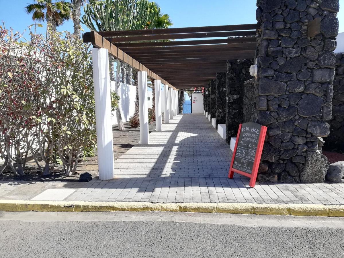 Apartamento Luca 05 En Playa Roca Leilighet Costa Teguise Eksteriør bilde