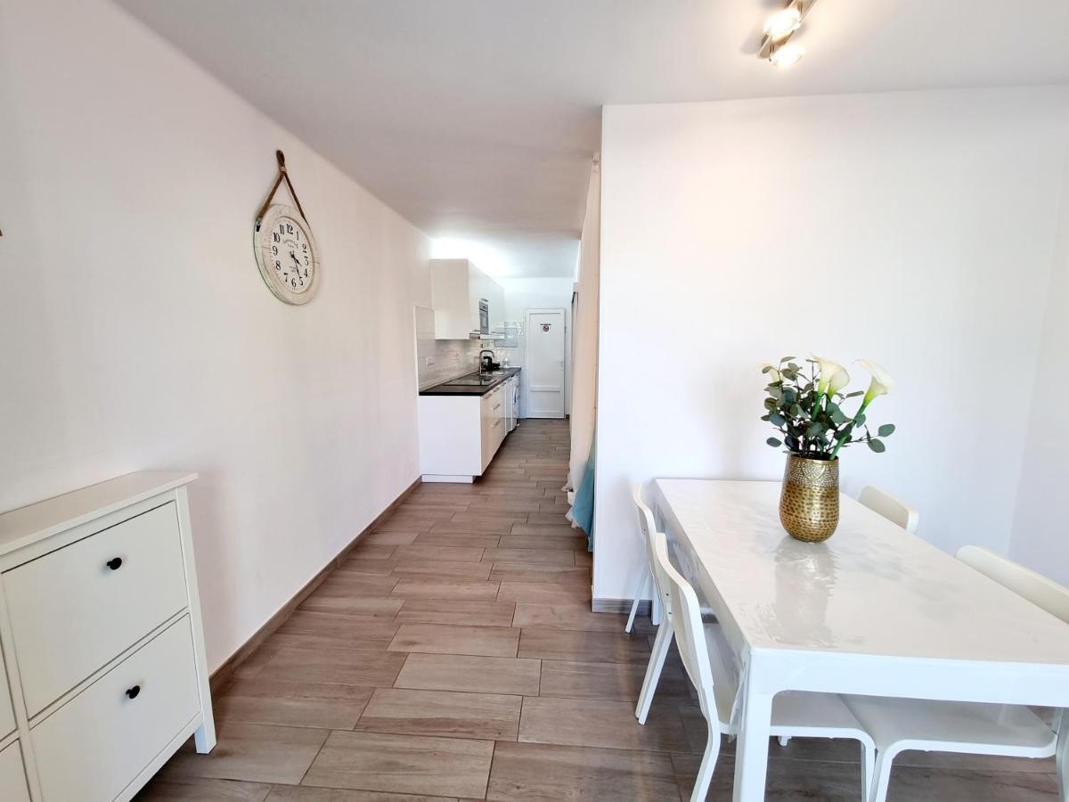 Apartamento Luca 05 En Playa Roca Costa Teguise Eksteriør bilde