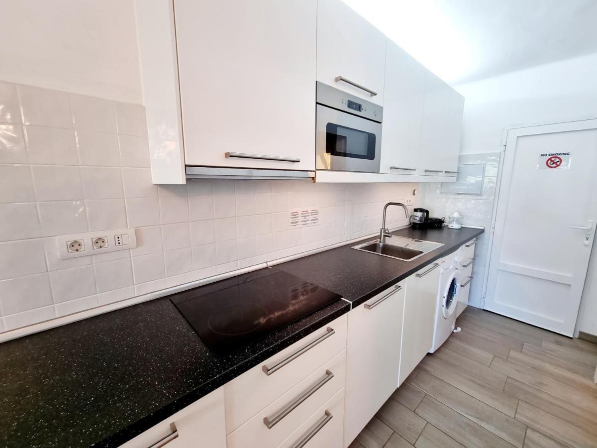 Apartamento Luca 05 En Playa Roca Costa Teguise Eksteriør bilde